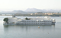 lake palace, udaipur, rajasthan, india